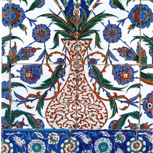 Exhibition Catalogues depicts: Iznik, Legendary Ceramics from Turkey: An Art Reborn catalog