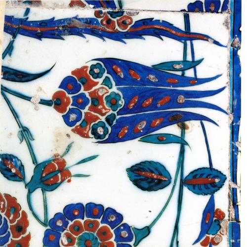 Exhibition Catalogues depicts: Iznik, Legendary Ceramics from Turkey: An Art Reborn catalog