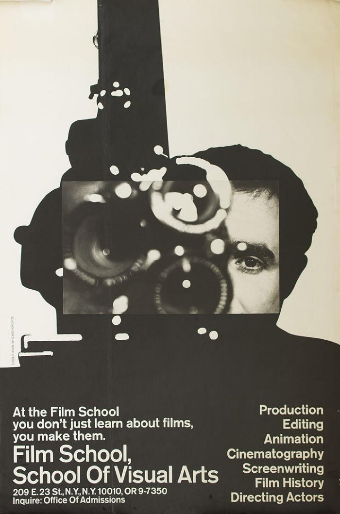 Posters depicts: Man looking into camera