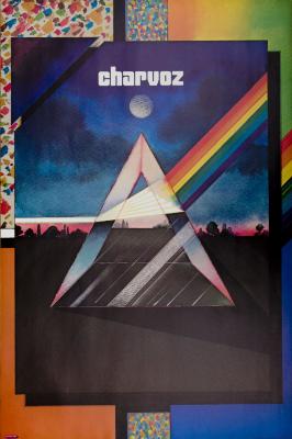 Posters depicts: rainbow reflected in a prism in a landscape